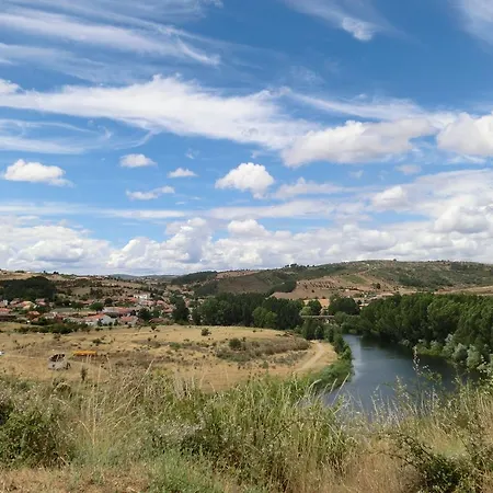 A. Montesinho Turismo Farmház Bragança